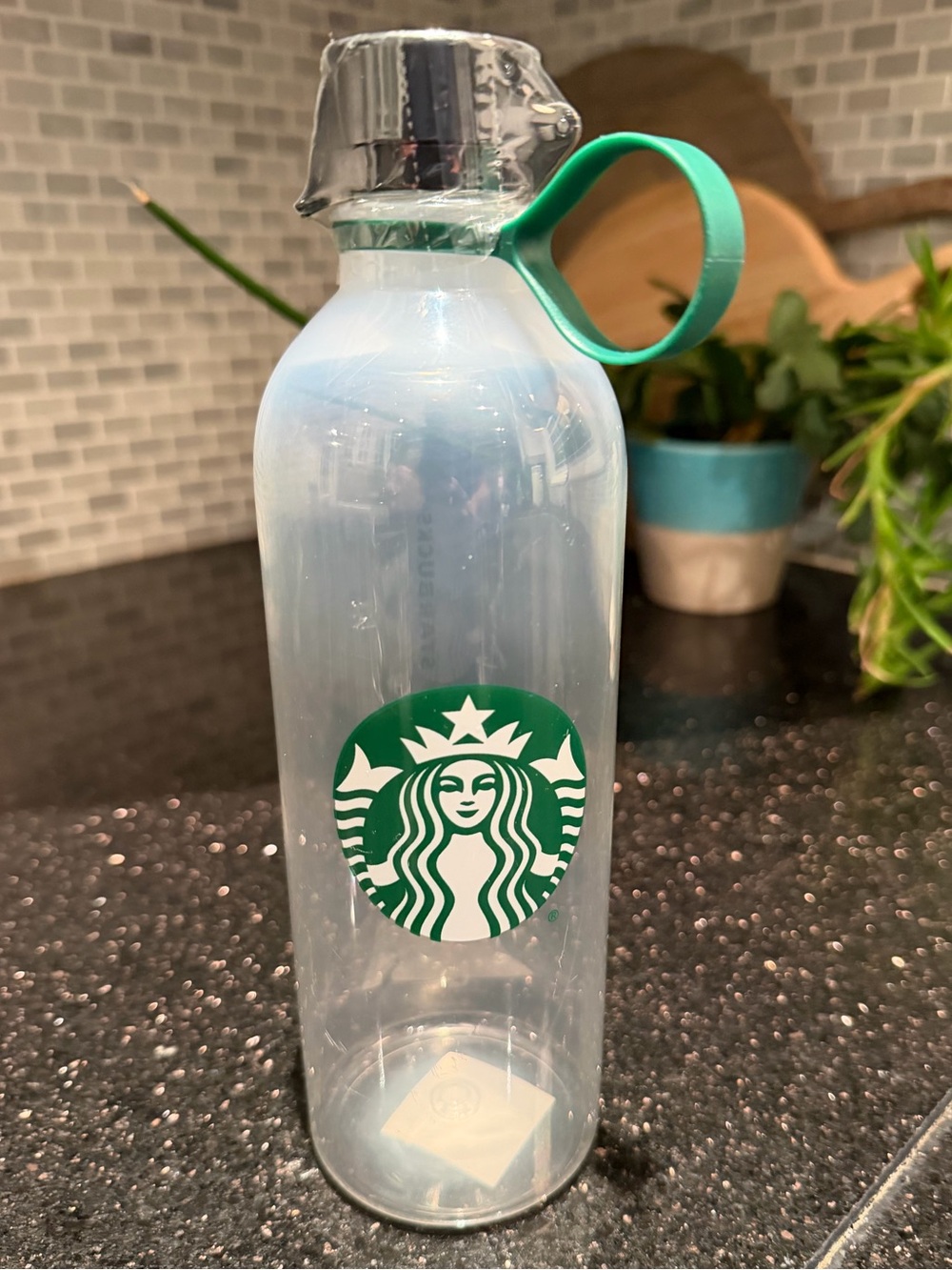 Starbucks Semi Clear 24oz Green Siren Black Cap Reusable Water Bottle NWT